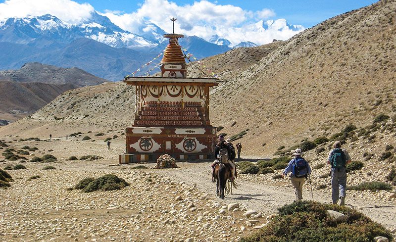 Lower Mustang Trek